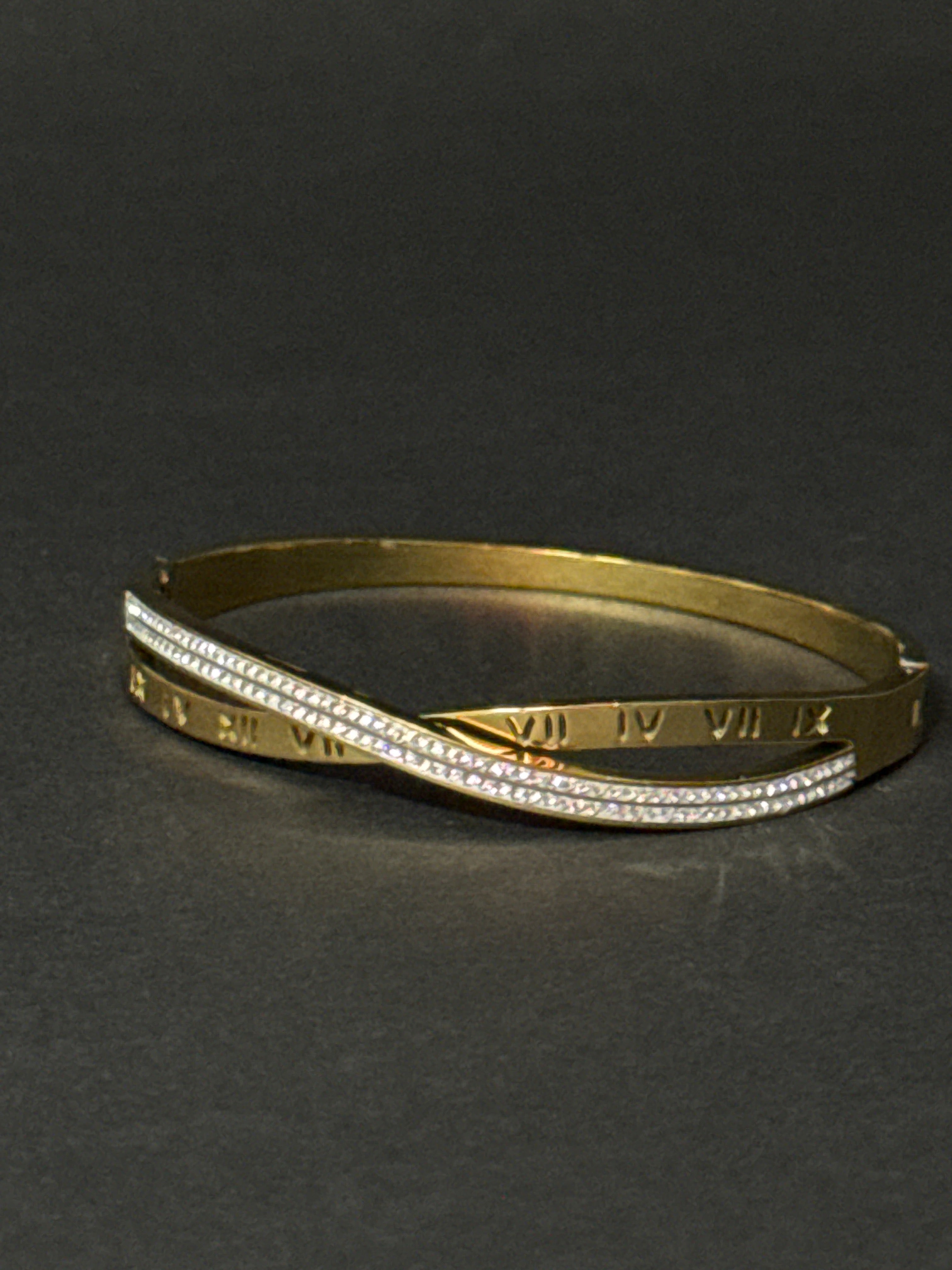ROMAN CRYSTAL BANGLE