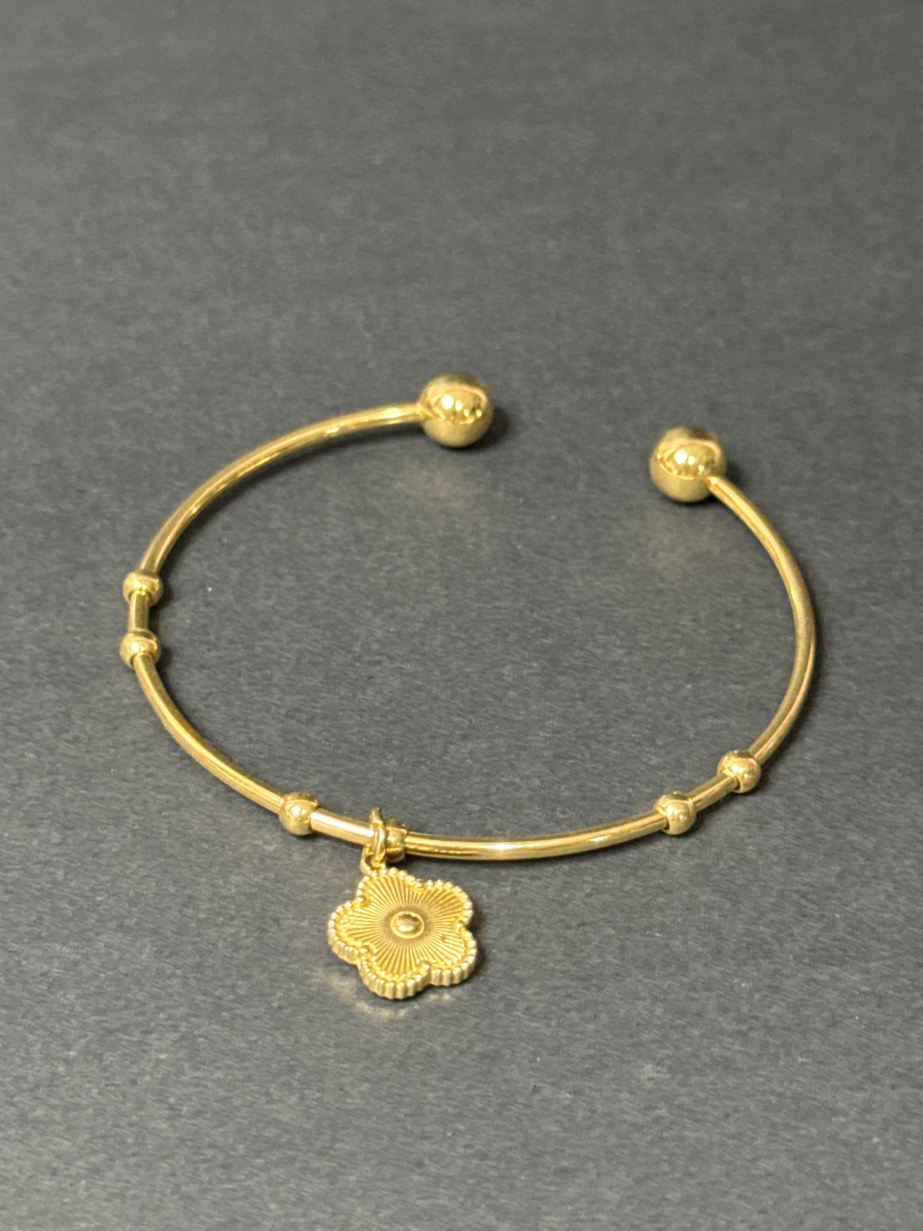 FLORA CHARM BANGLE