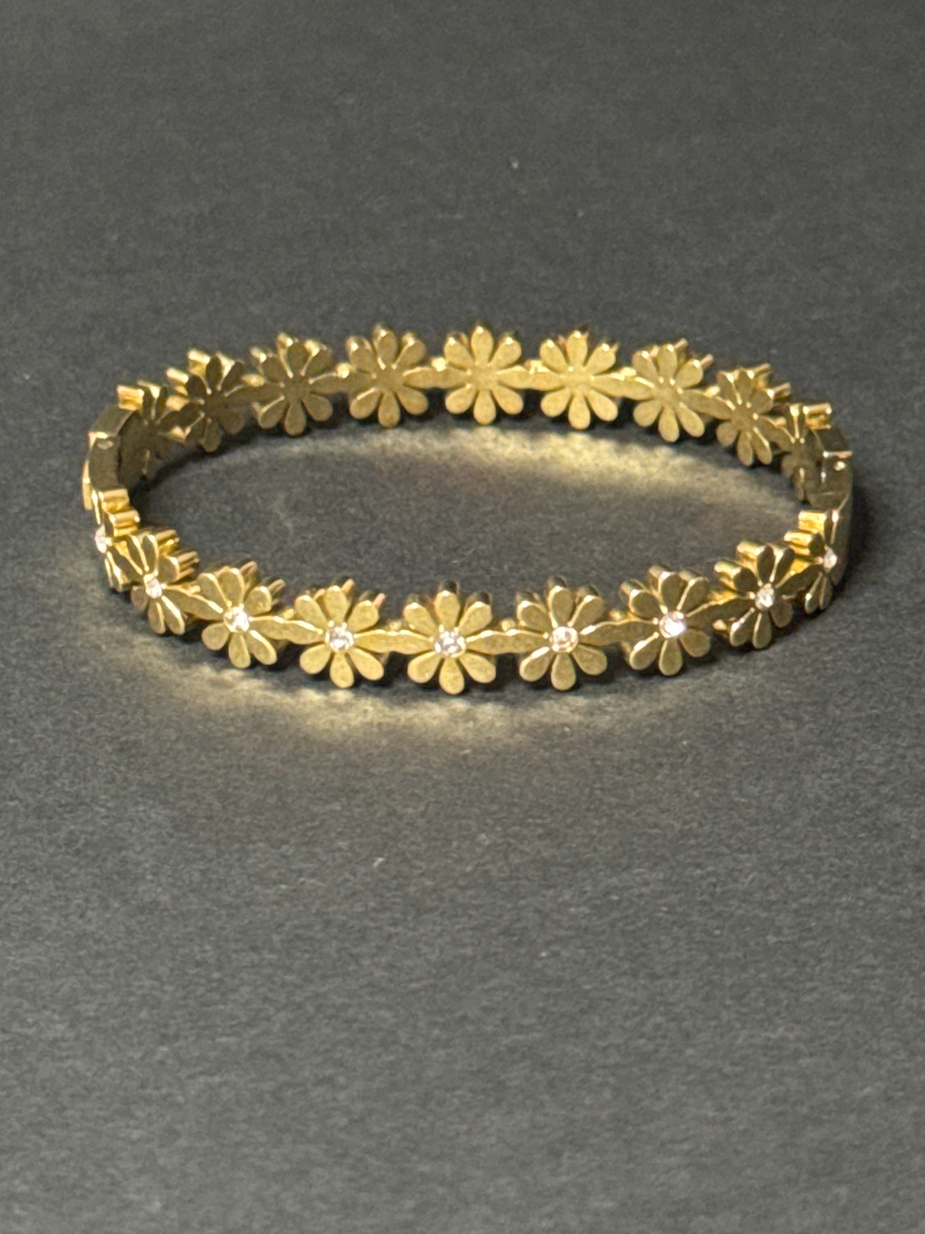 Daisy Radiance Gold-Plated Bracelet