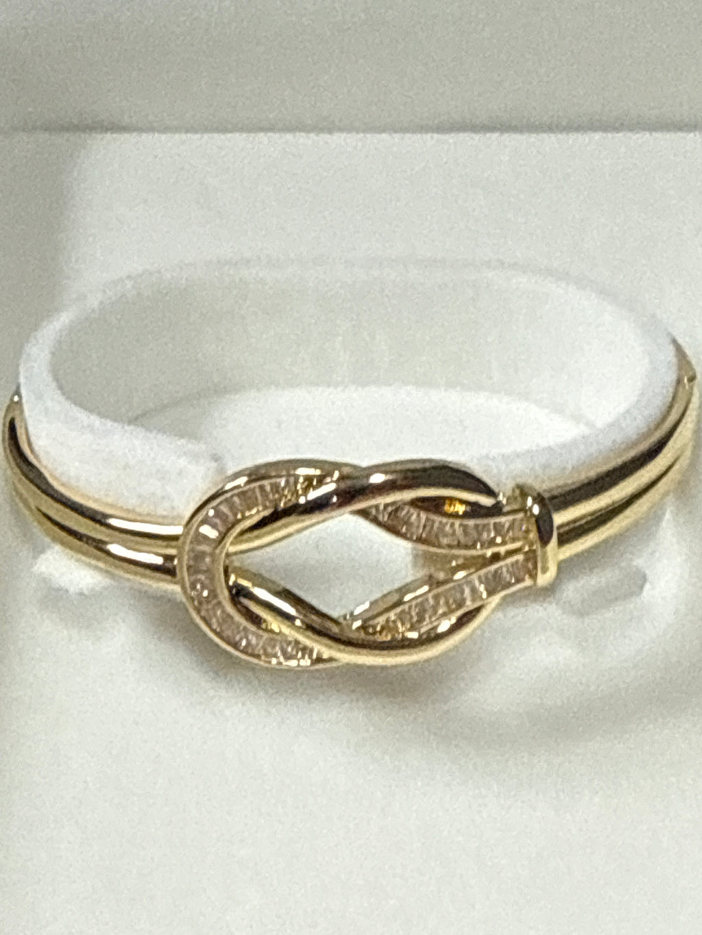 LUXE KNOT CRYSTAL BANGLE