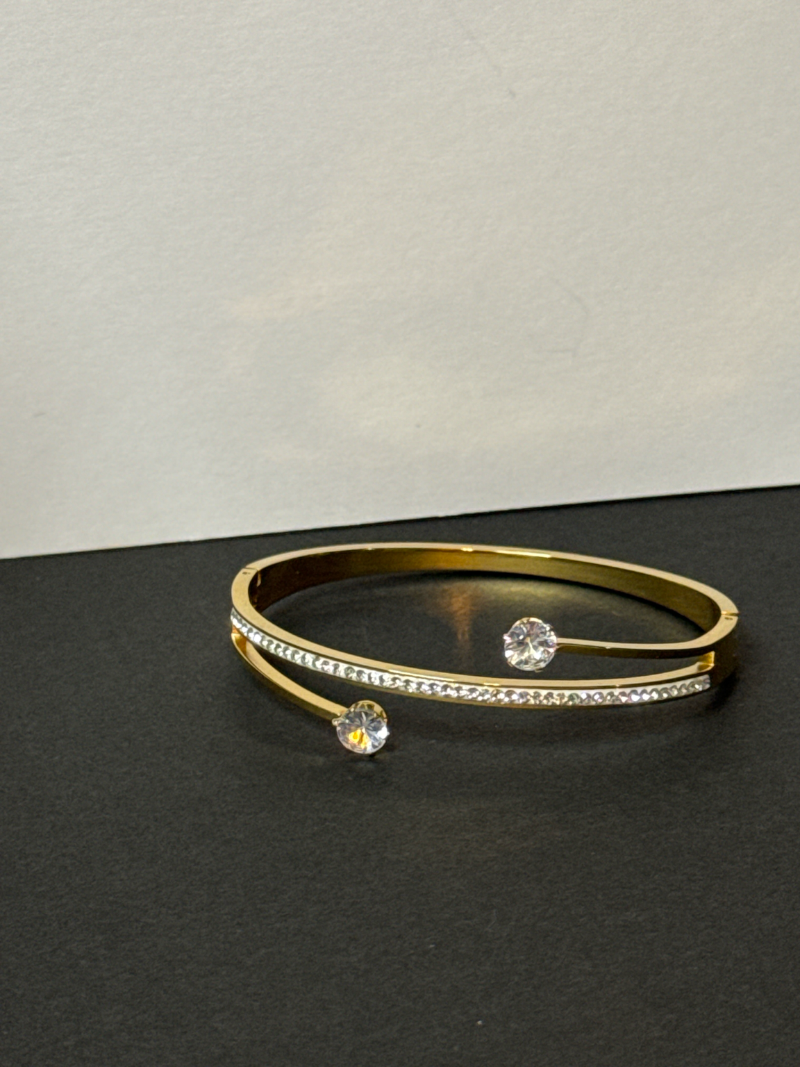 DUAL CRYSTAL OPEN BANGLE