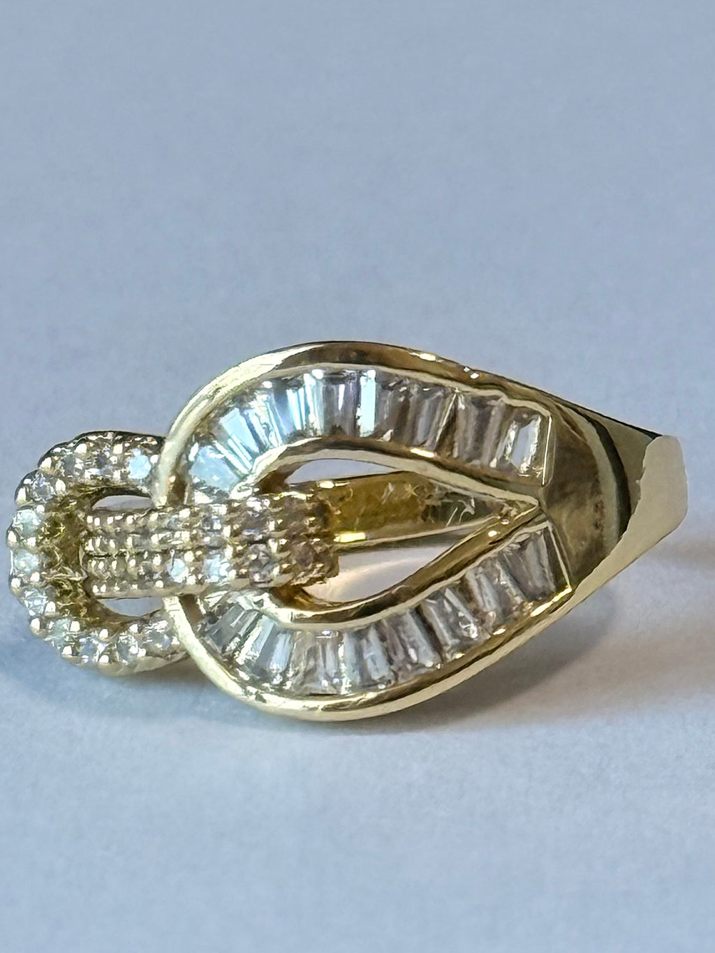 Majestic Buckle Ring