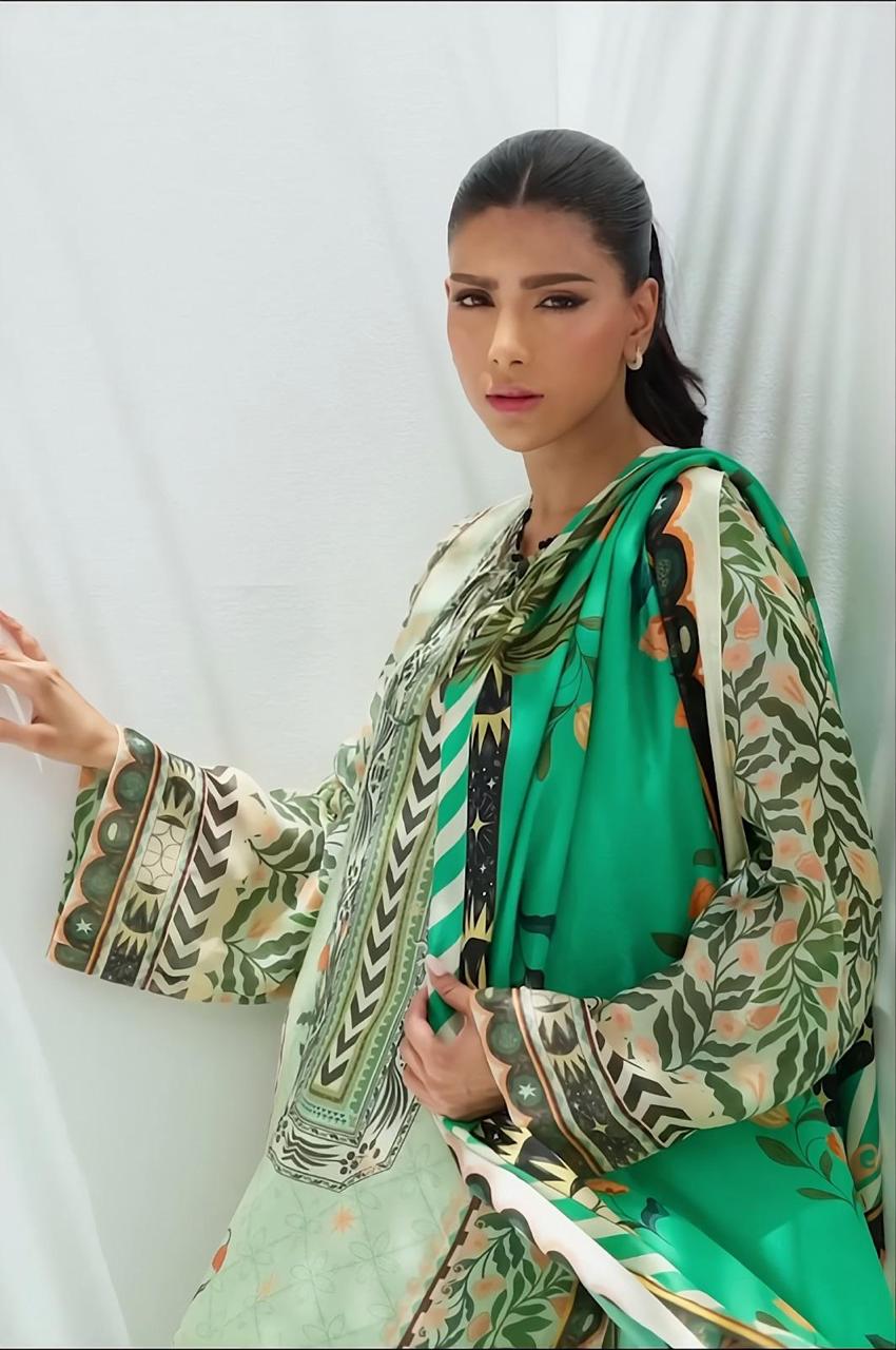 Emerald Oasis Handcrafted Set